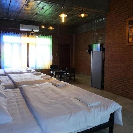 Oyo 1155 Bikers House And Enduro Tours Chiang Mai Hotell Eksteriør bilde