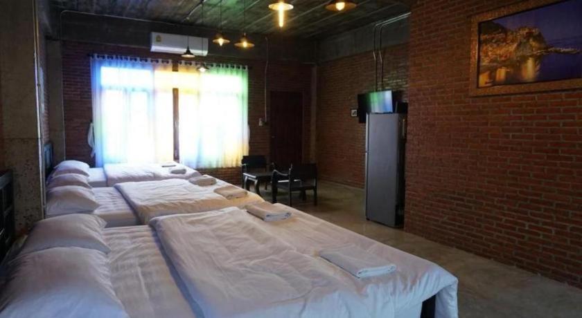 Oyo 1155 Bikers House And Enduro Tours Chiang Mai Hotell Eksteriør bilde